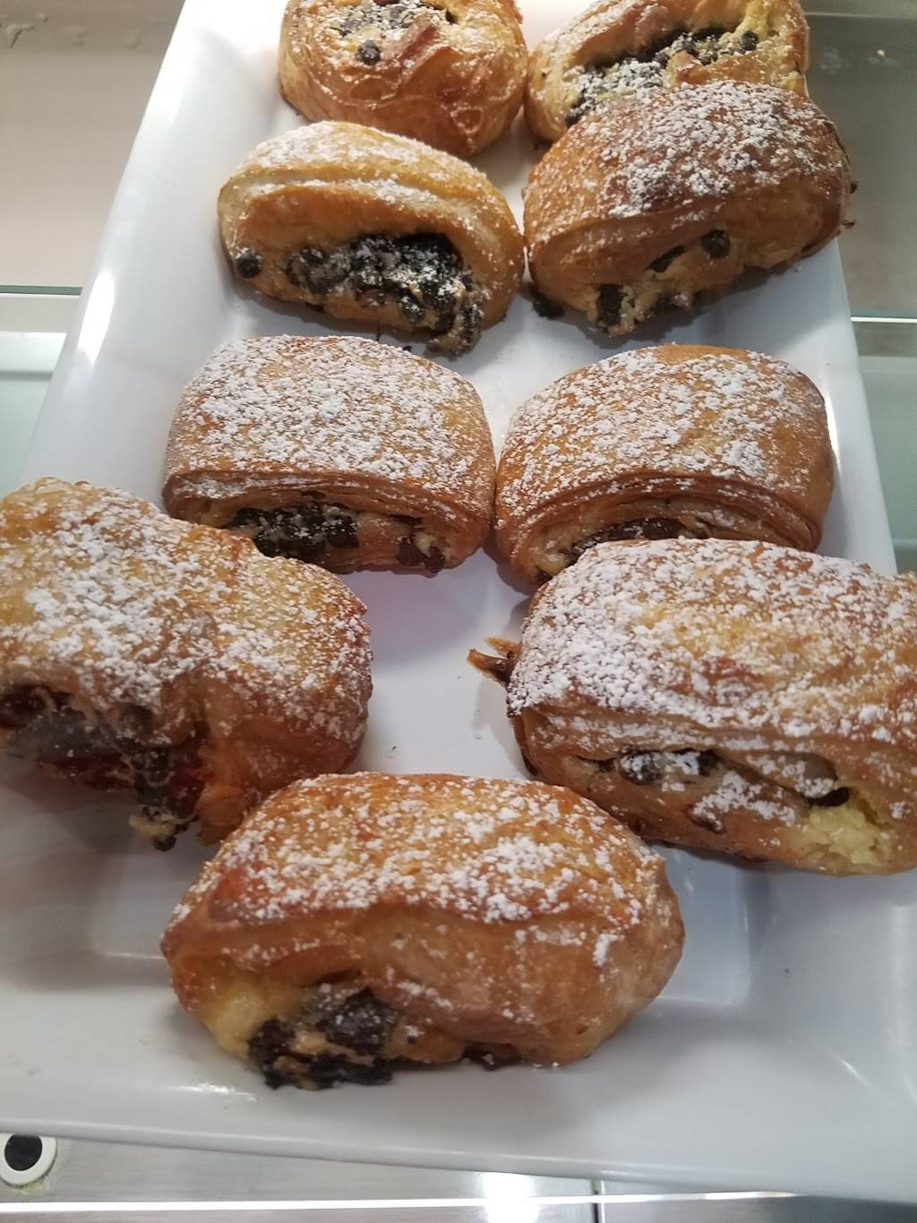 la suiza bakery | bakery | 14016 SW 8th St, Miami, FL 33184, USA | 7863911509 OR +1 786-391-1509