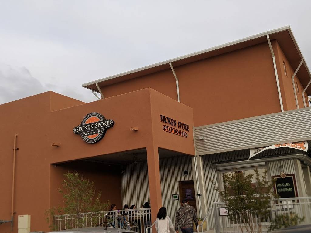 Broken Spoke Taphouse | restaurant | 302 S Main St suite c, Las Cruces, NM 88001, USA | 5753238051 OR +1 575-323-8051