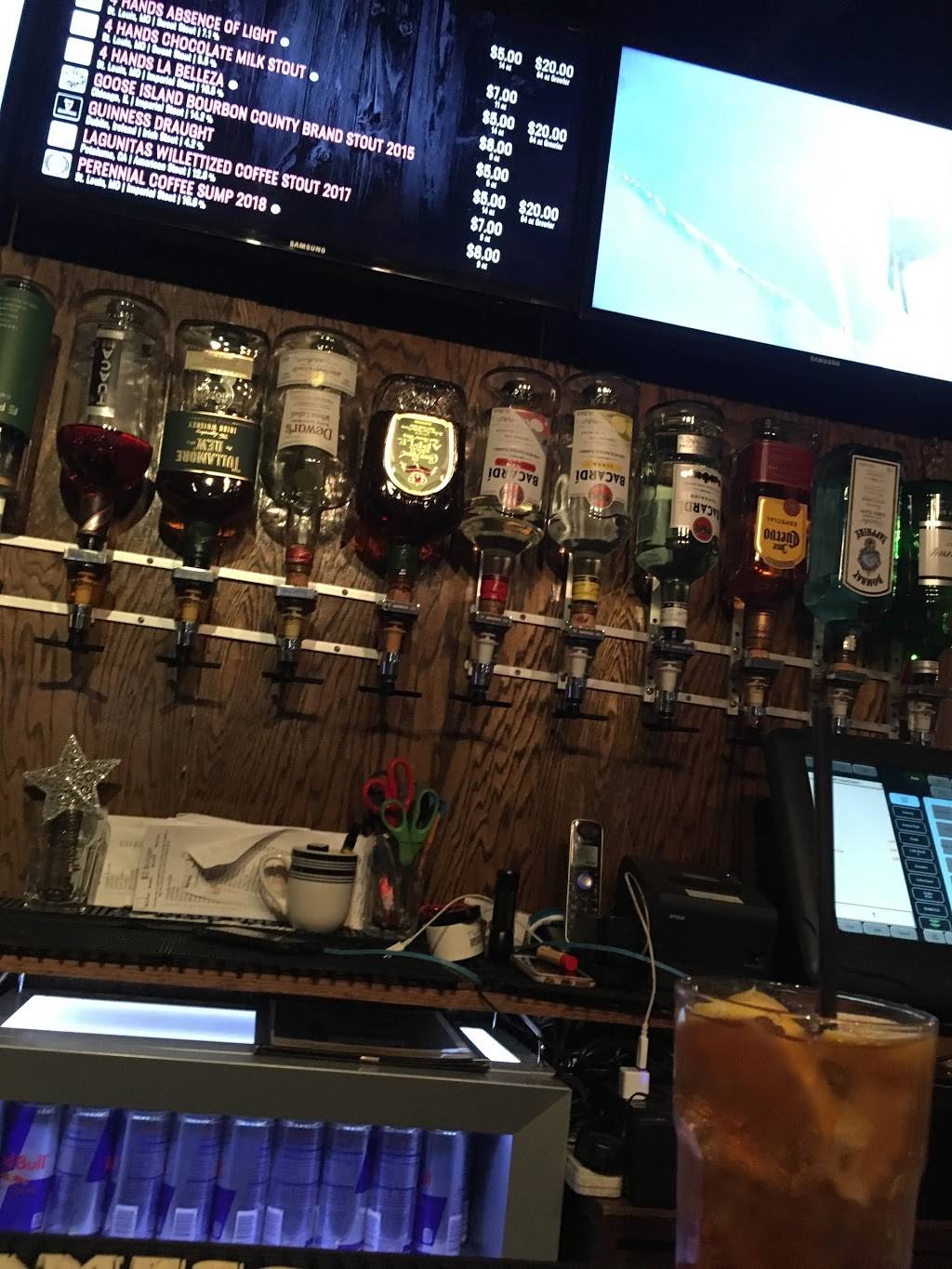 SOHA Bar and Grill | restaurant | 2605 Hampton Ave, St. Louis, MO 63139, USA | 3148027877 OR +1 314-802-7877