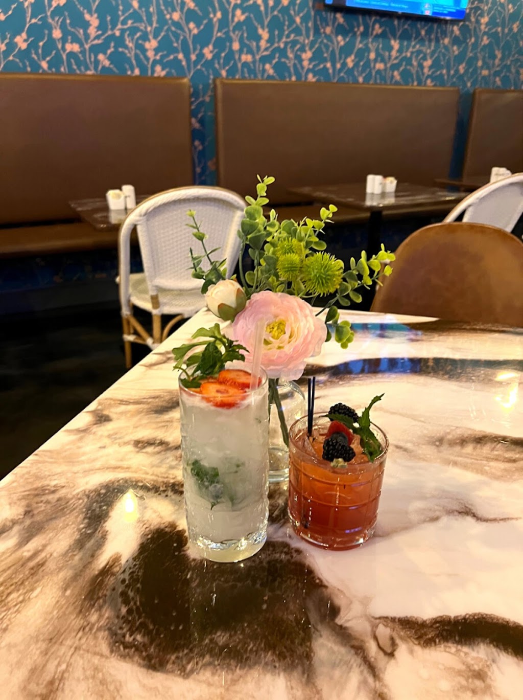 Barrio Eats & Drinks | restaurant | 502 N Oregon St A, El Paso, TX 79901, USA | 9153077981 OR +1 915-307-7981