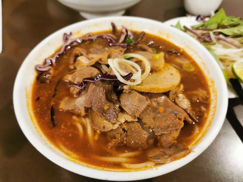 Bong Lua Vietnamese Restaurant 禾花 | restaurant | 2572 Birchmount Rd, Scarborough, ON M1T 2M5, Canada | 6473510809 OR +1 647-351-0809