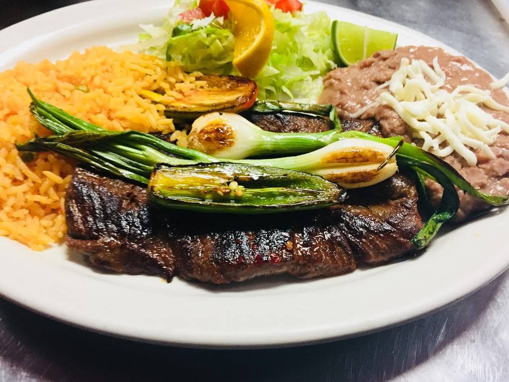 Huaraches Mexican Restaurant | restaurant | 4231 S Archer Ave, Chicago, IL 60632, USA | 8722815020 OR +1 872-281-5020