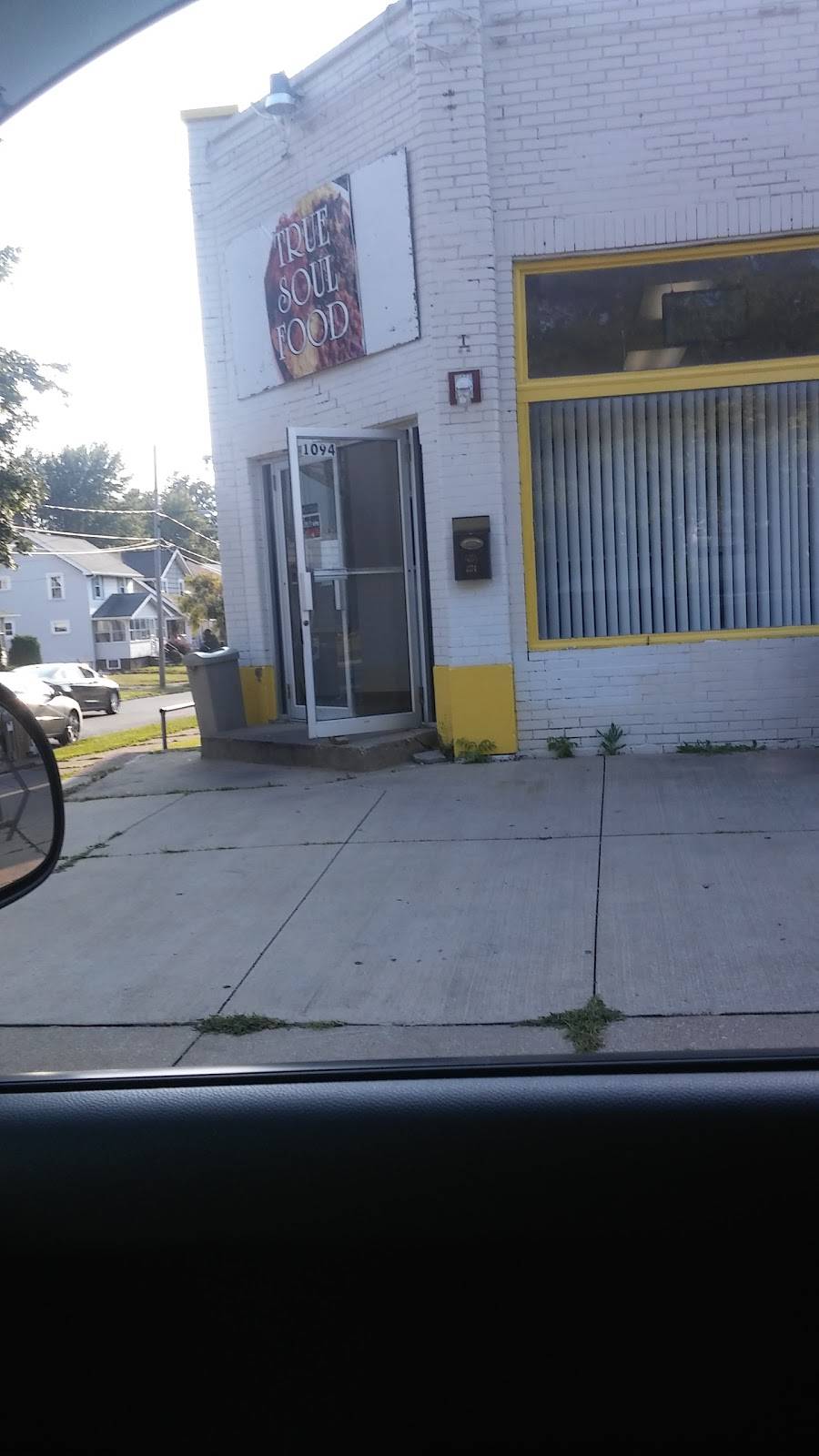 Leslies True Soul Food | restaurant | 1094 Brown St, Akron, OH 44301, USA | 2343344274 OR +1 234-334-4274