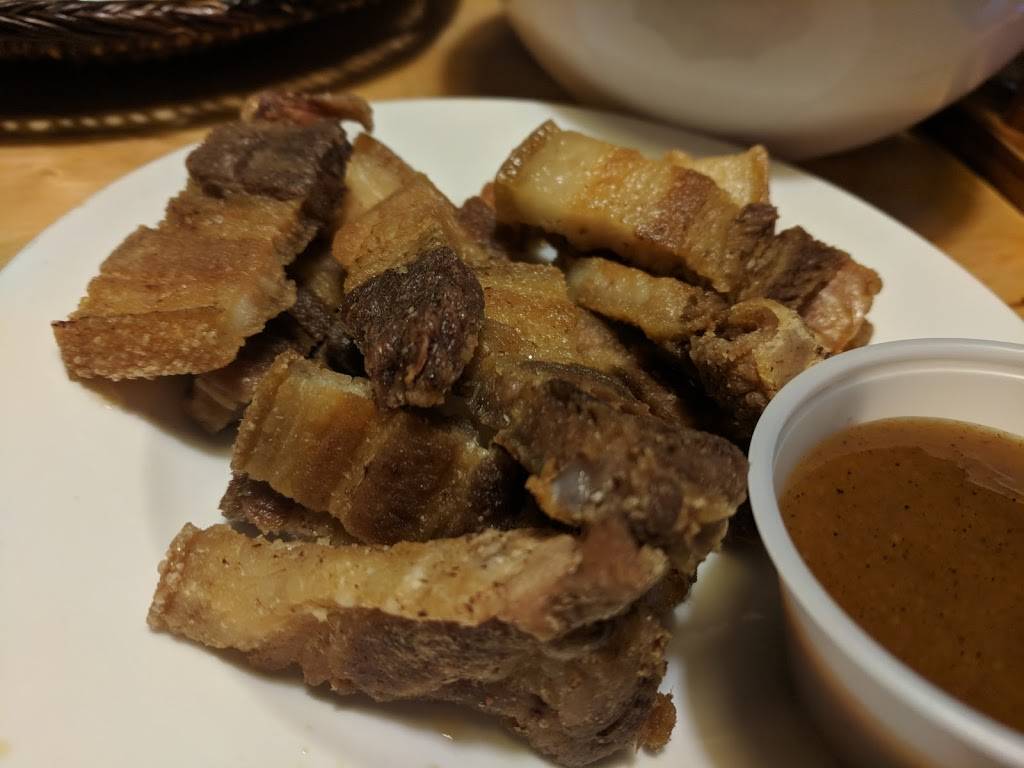 JNJ Turo Turo | restaurant | 143 Water St, Quincy, MA 02169, USA | 6174718876 OR +1 617-471-8876