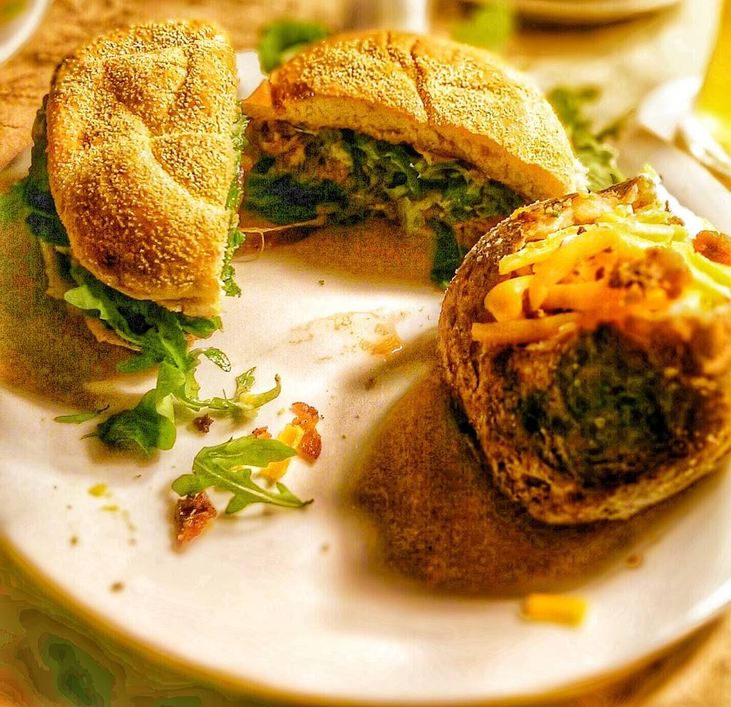 Teds Montana Grill | restaurant | 1615 Cumberland Mall, Atlanta, GA 30339, USA | 7708630041 OR +1 770-863-0041