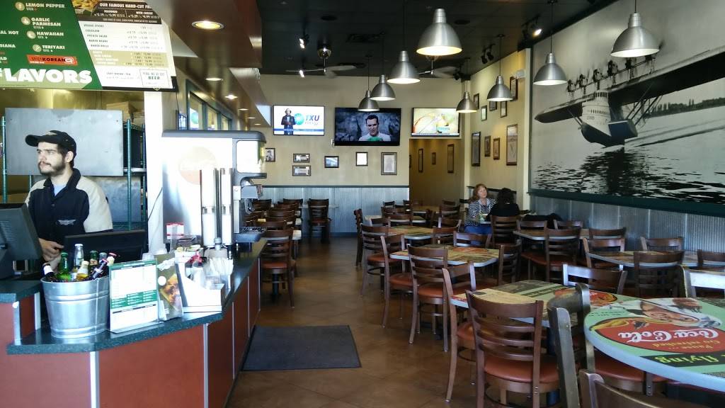 Wingstop | restaurant | 8000 TX-242 Ste 113B, Conroe, TX 77385, USA | 9362421568 OR +1 936-242-1568