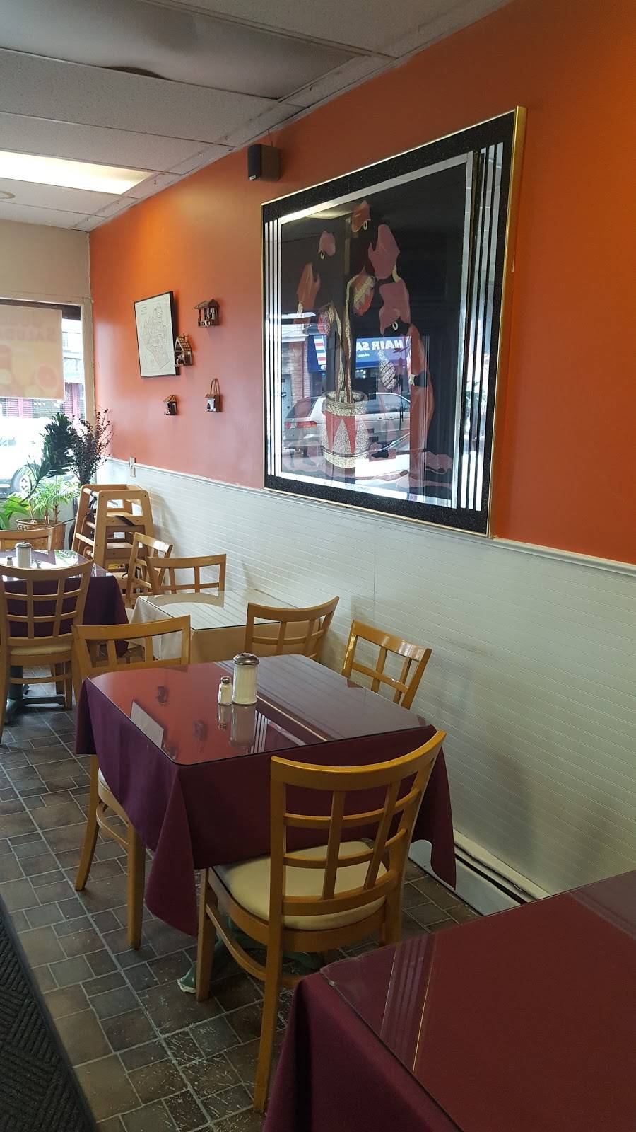 La Carbonera | restaurant | 887 Main St, Paterson, NJ 07503, USA | 9735230023 OR +1 973-523-0023