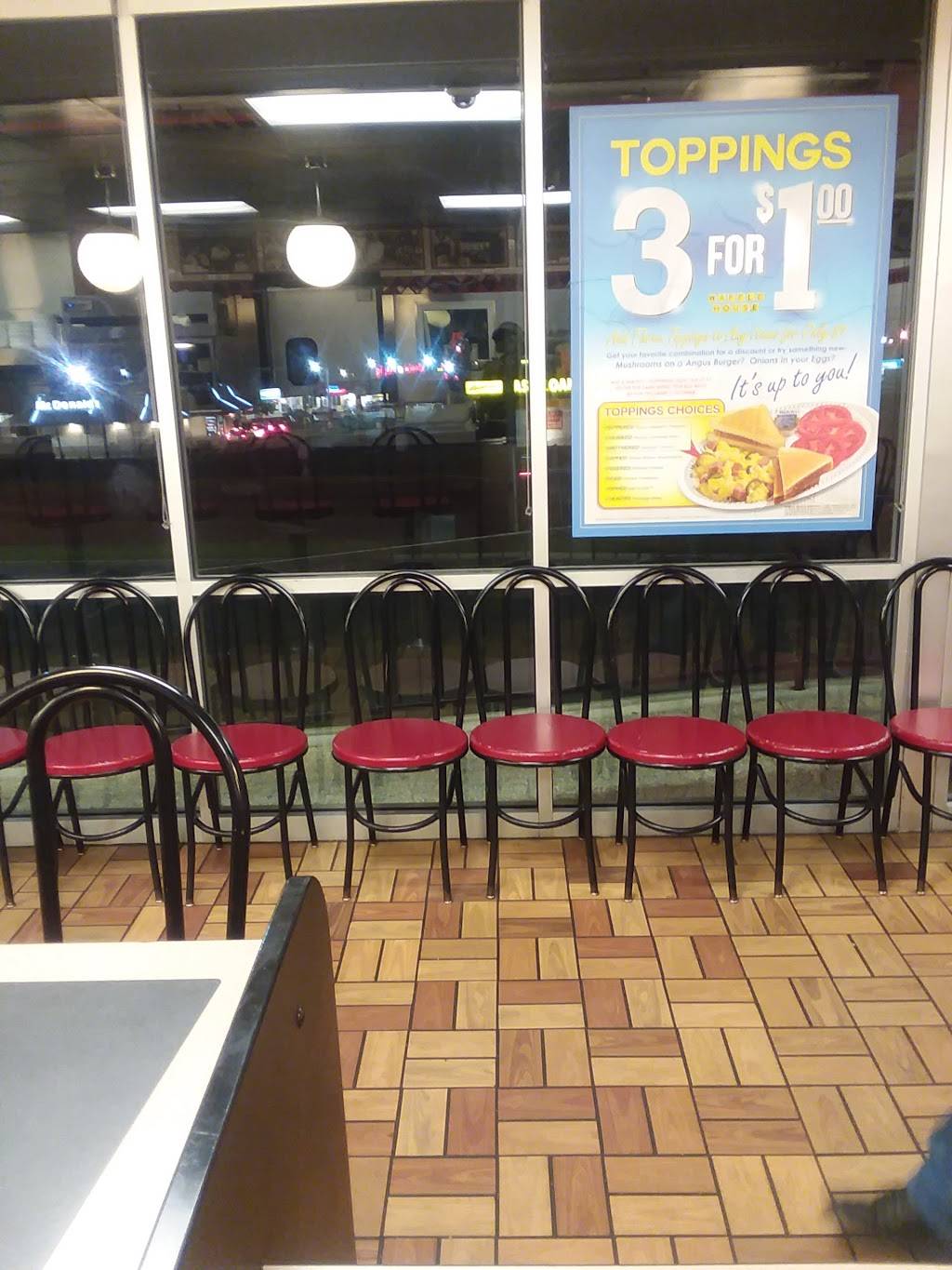 Waffle House | meal takeaway | 636 Bessemer Super Hwy, Fairfield, AL 35064, USA | 2059231983 OR +1 205-923-1983