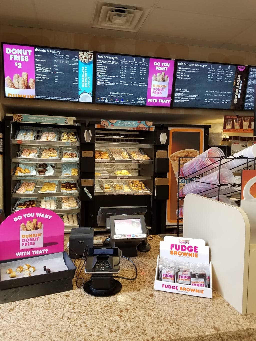 Dunkin | cafe | 3092 N Skokie Hwy, Lake Bluff, IL 60044, USA | 2246100134 OR +1 224-610-0134