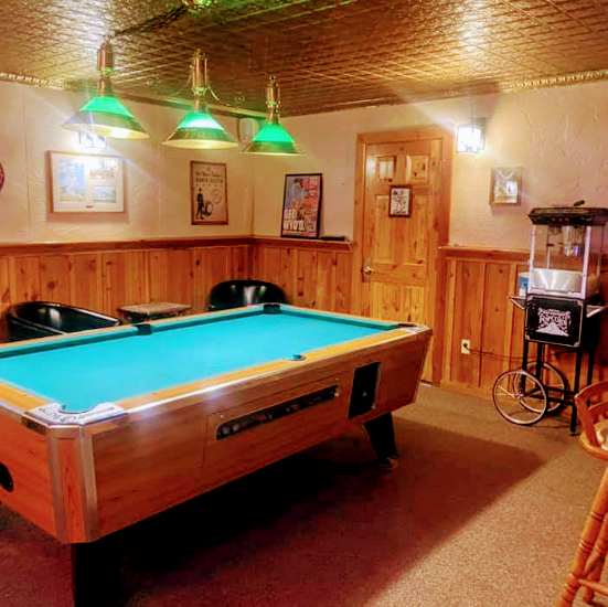 Wyarno Bar & Grill | restaurant | 1041 Wyarno Rd, Wyarno, WY 82845, USA | 3077374700 OR +1 307-737-4700