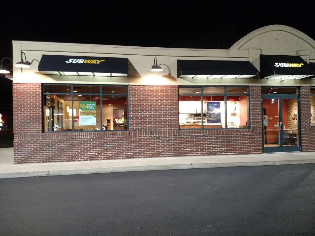 Subway | restaurant | 4488 Red Arrow Hwy, Stevensville, MI 49127, USA | 2694294840 OR +1 269-429-4840