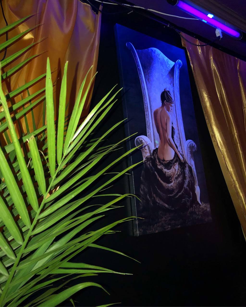 LUX | restaurant | 5237 N Harlem Ave, Chicago, IL 60656, USA | 7736033802 OR +1 773-603-3802