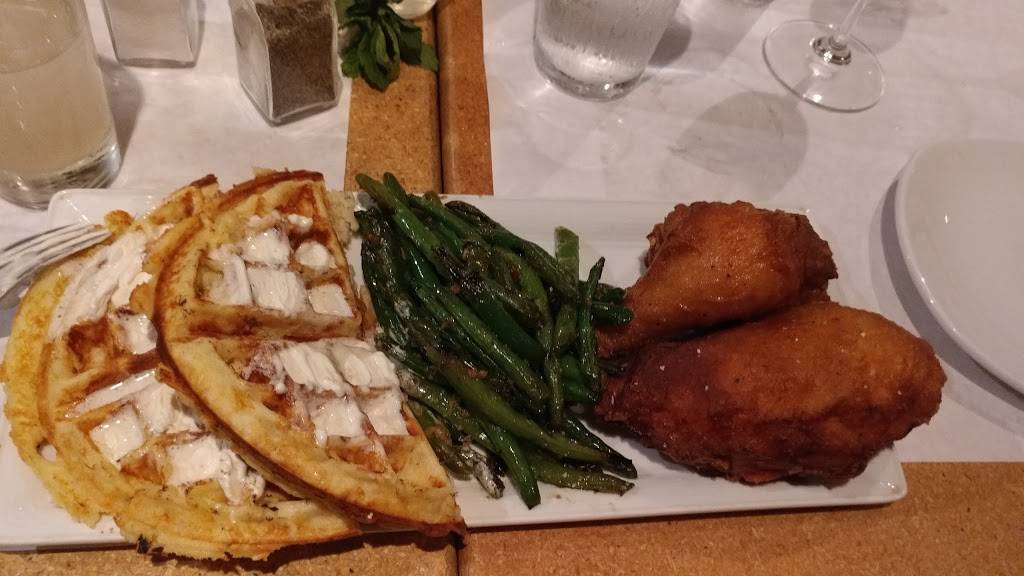 Tuck Shop Kitchen & Bar | restaurant | 2245 N 12th St, Phoenix, AZ 85006, USA | 6023542980 OR +1 602-354-2980