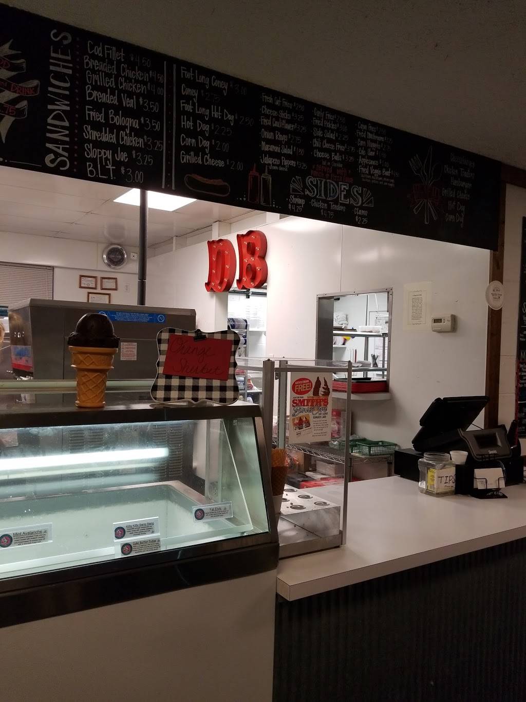 Clear Fork Dairy Belle | restaurant | 8 Main St, Bellville, OH 44813, USA | 4198863122 OR +1 419-886-3122