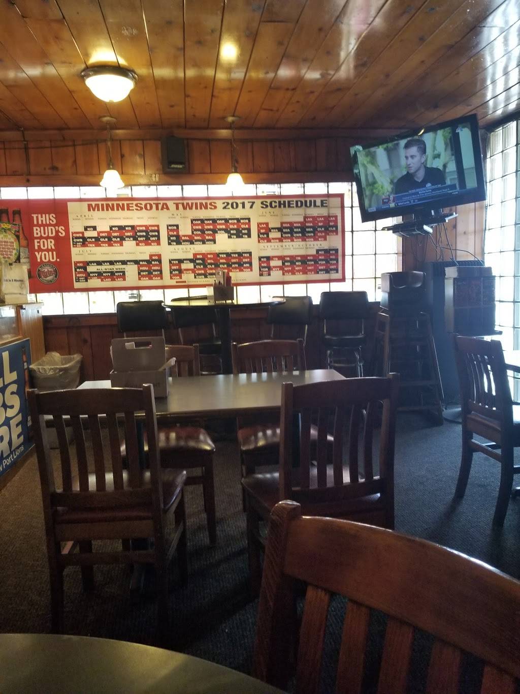 Broadway Bar & Grill | restaurant | 244 Broadway Ave, St Paul Park, MN 55071, USA | 6514599776 OR +1 651-459-9776