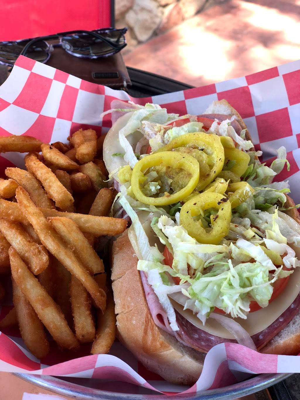 Vinnys Italian Grill & Pizzeria | restaurant | 16547 Moneta Rd, Moneta, VA 24121, USA | 5402970000 OR +1 540-297-0000