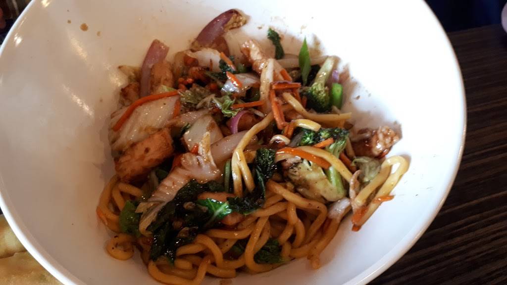 Wok Box-Oshawa | restaurant | 855 Taunton Rd E #4, Oshawa, ON L1H 7K5, Canada | 9054400965 OR +1 905-440-0965