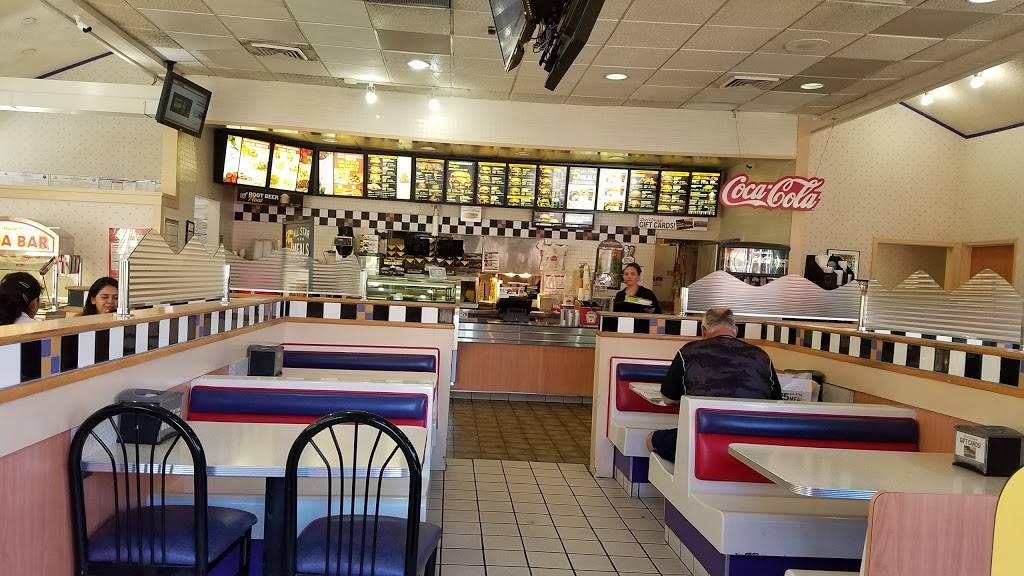 Carls Jr. Green Burrito | restaurant | 1800 El Camino Real, San Carlos, CA 94070, USA | 6505933062 OR +1 650-593-3062