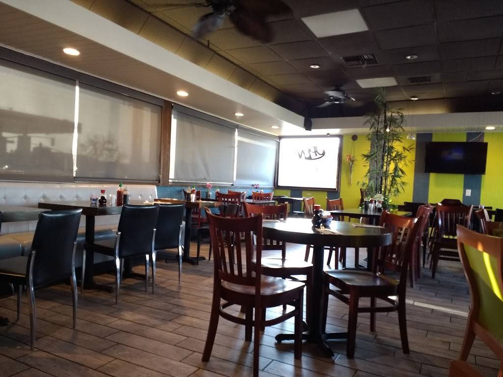 Maui Pho | restaurant | 4011 Ming Ave, Bakersfield, CA 93309, USA | 6618343235 OR +1 661-834-3235