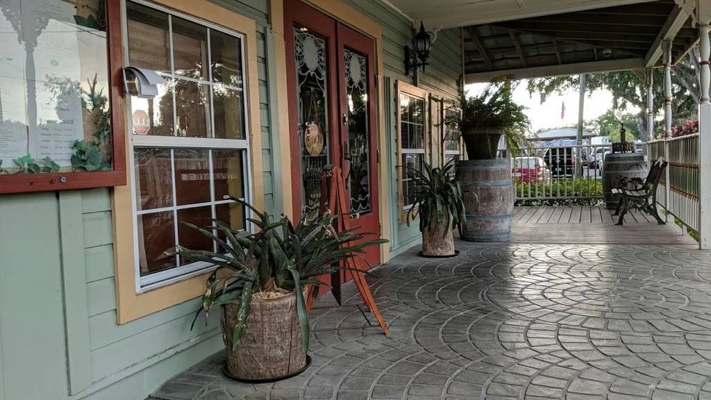 Vintage On 5th | restaurant | 114 NE 5th St, Crystal River, FL 34429, USA | 3527940004 OR +1 352-794-0004