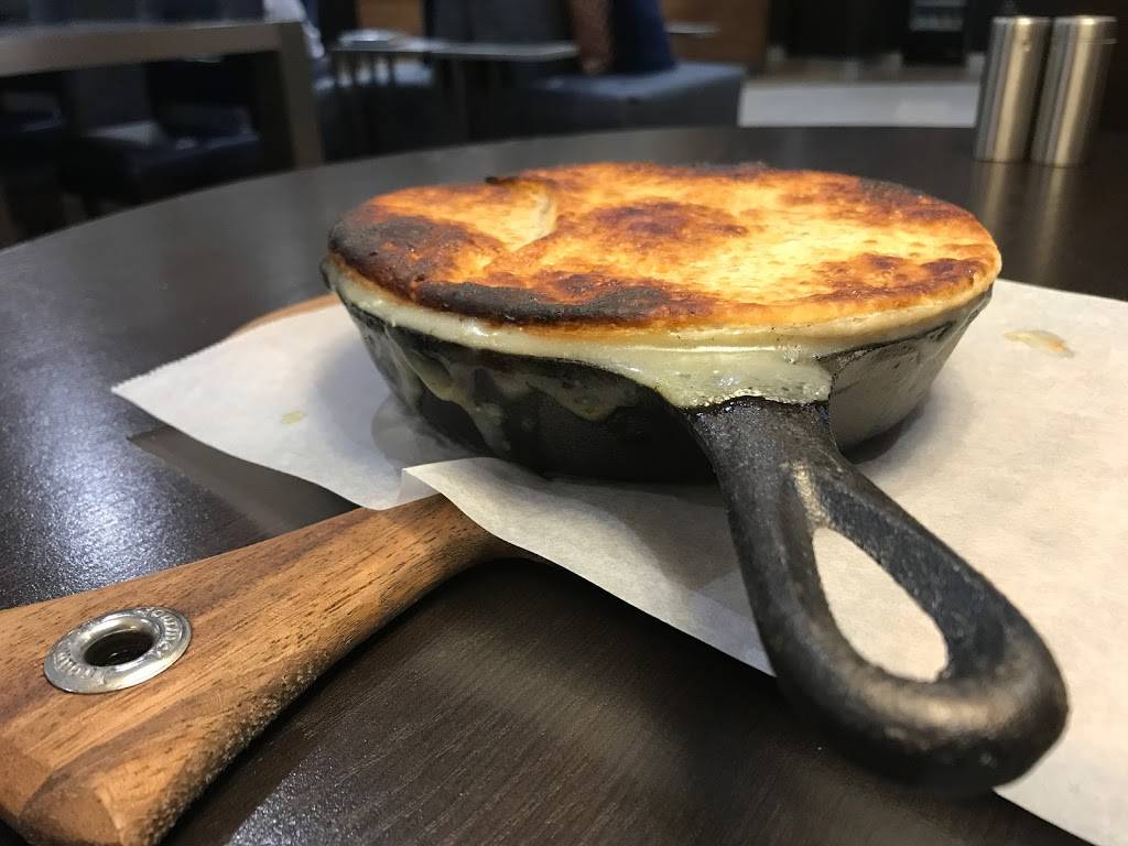 The Bistro – Eat. Drink. Connect.® | restaurant | 1000 Mall Loop Rd, High Point, NC 27262, USA | 3368823600 OR +1 336-882-3600