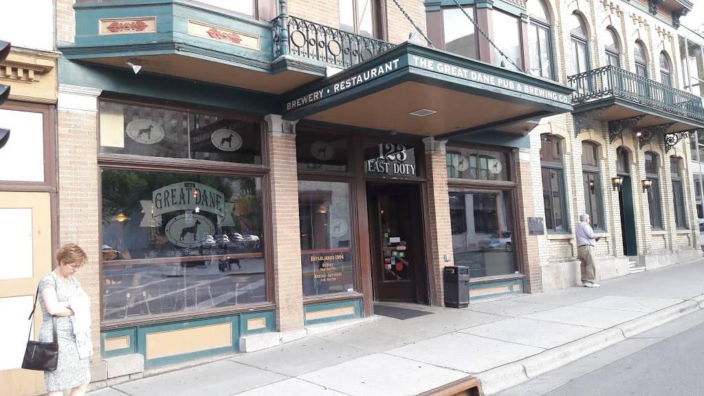The Great Dane Pub & Brewing Company | restaurant | 123 E Doty St, Madison, WI 53703, USA | 6082840000 OR +1 608-284-0000
