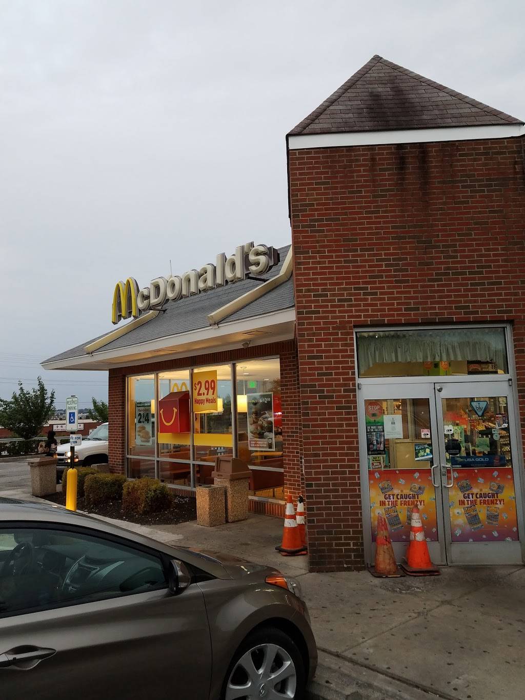 McDonalds | cafe | 7500 Pulaski Hwy, Baltimore, MD 21237, USA | 4108667308 OR +1 410-866-7308