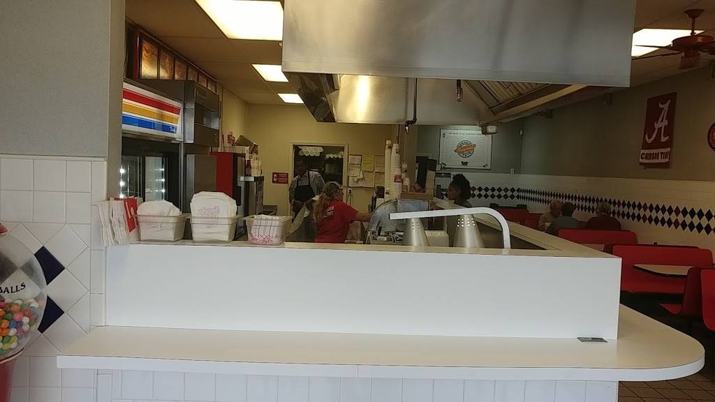 Sneaky Petes Hotdogs | restaurant | 439 Fieldstown Rd, Gardendale, AL 35071, USA | 2056312259 OR +1 205-631-2259