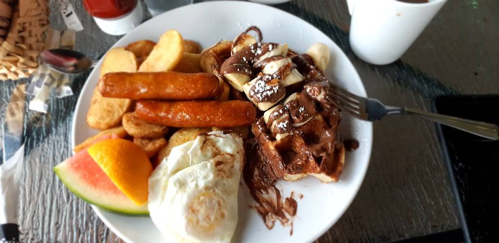 LOeufrier St-Eustache | restaurant | 771 Boulevard Arthur-Sauvé, Saint-Eustache, QC J7R 4K3, Canada | 4504731944 OR +1 450-473-1944