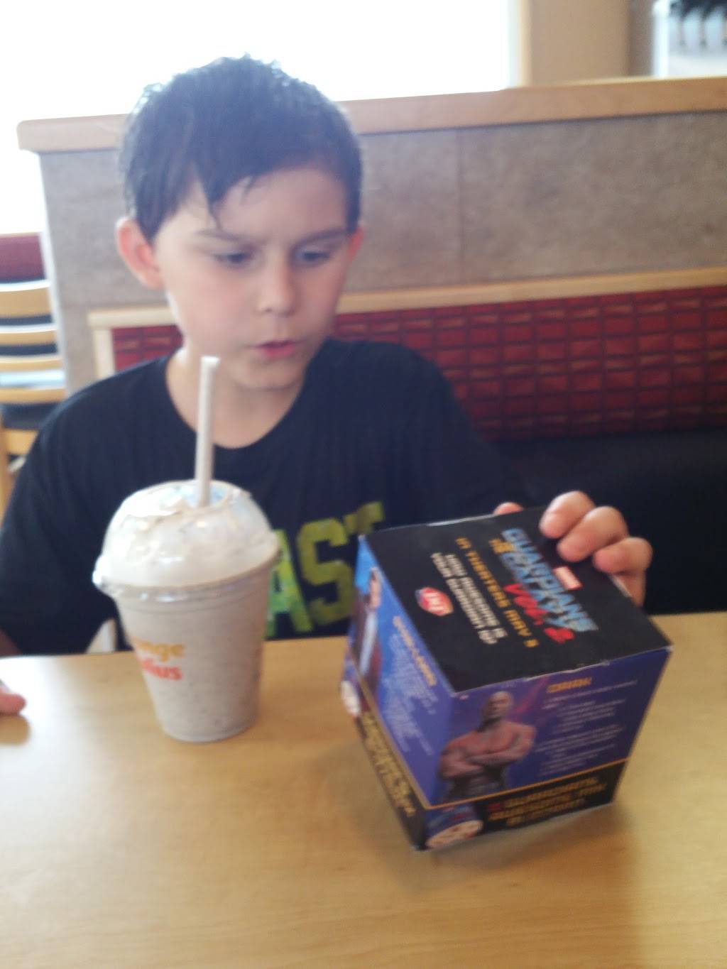 Dairy Queen Grill & Chill | restaurant | 3820 W Bethel Ave, Muncie, IN 47304, USA | 7652166011 OR +1 765-216-6011