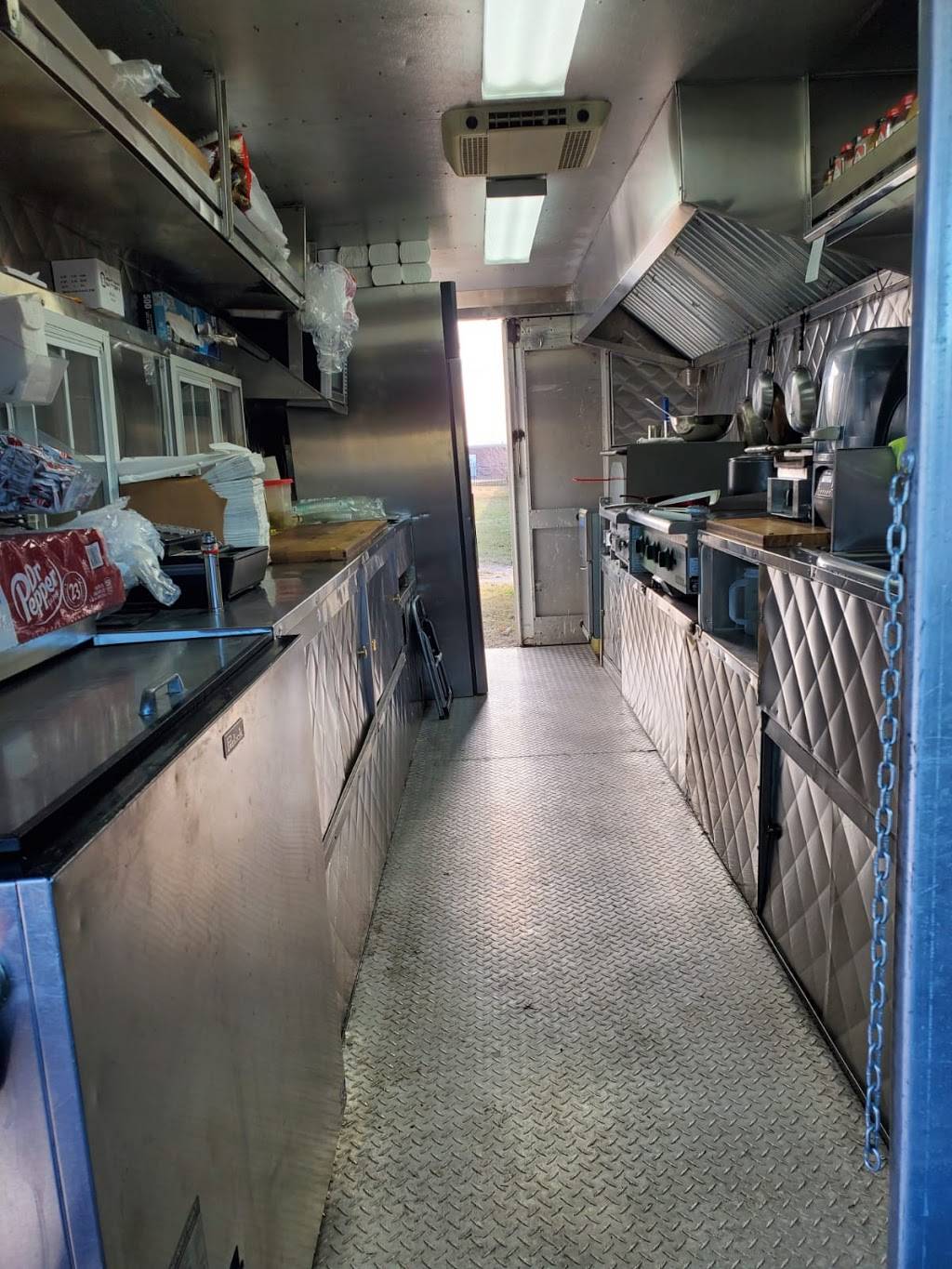 Zaki Food (Truck) | restaurant | 700 W Edmond Rd, Edmond, OK 73003, USA | 4058569002 OR +1 405-856-9002