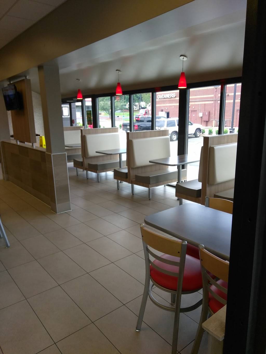 Burger King | restaurant | 164 Ernest W Barrett Pkwy NW, Marietta, GA 30066, USA | 7702061323 OR +1 770-206-1323