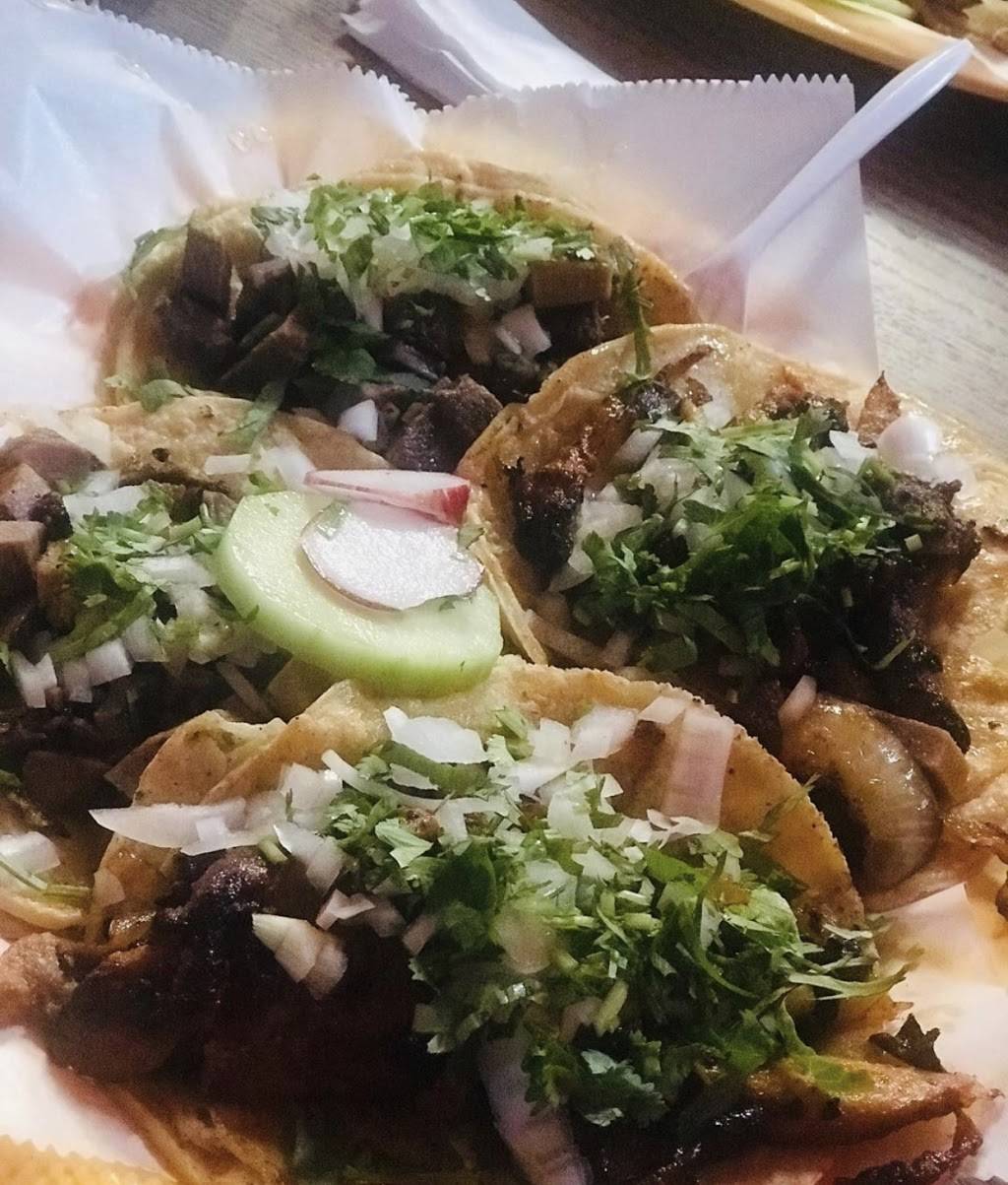 Carmelos Taco Place | restaurant | 2746 W 59th St, Chicago, IL 60629, USA | 7739126808 OR +1 773-912-6808