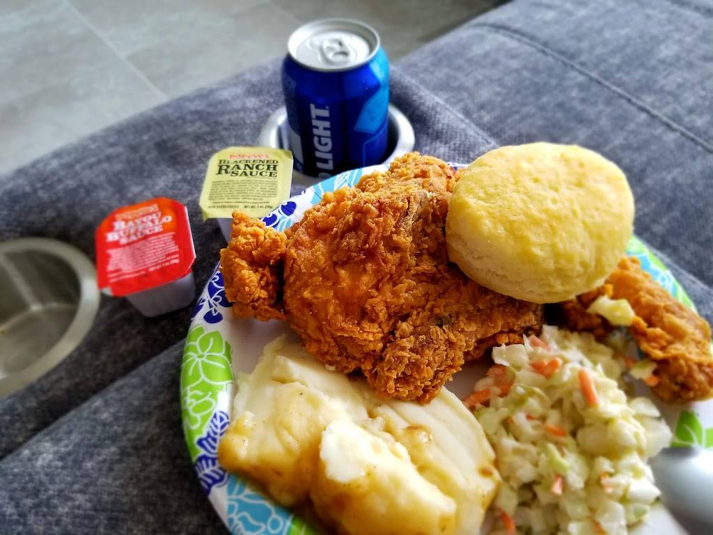 Popeyes Louisiana Kitchen | restaurant | 7065 N Durango Dr, Las Vegas, NV 89149, USA | 7026450141 OR +1 702-645-0141