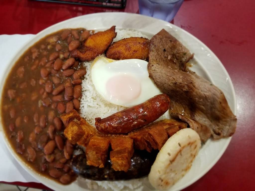 La Caleñita Restaurant & Bakery | bakery | 1931 Pembroke Rd, Hollywood, FL 33020, USA | 9549236559 OR +1 954-923-6559