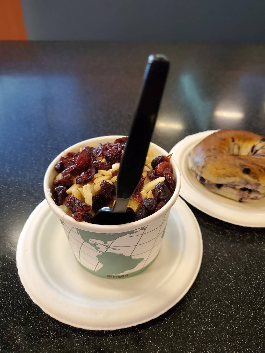 HBO Café | restaurant | 4650 Sunset Blvd, Los Angeles, CA 90027, USA | 3233612365 OR +1 323-361-2365