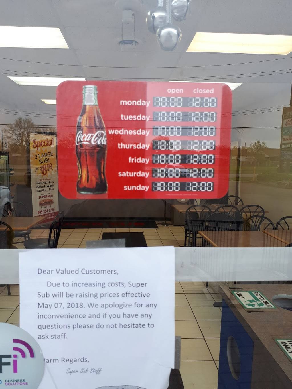 Super Submarine | meal takeaway | 7116 McLeod Rd, Niagara Falls, ON L2G 3H2, Canada | 9053547720 OR +1 905-354-7720