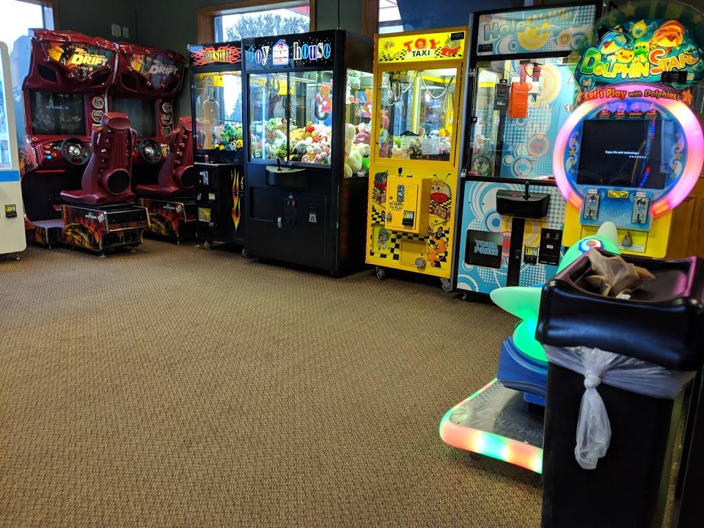 Round Table Pizza | meal takeaway | 16016 Meridian E, Puyallup, WA 98375, USA | 2538405500 OR +1 253-840-5500