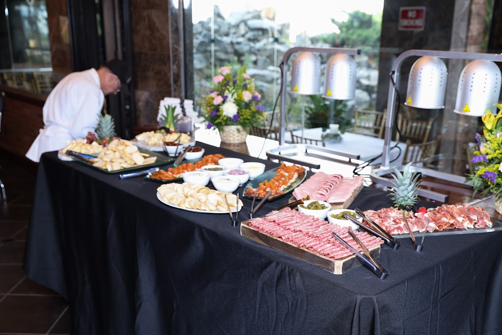 H-Town Restaurant & Sports Bar | restaurant | 6968 Wilcrest Dr Suite A, Houston, TX 77072, USA | 8322953728 OR +1 832-295-3728