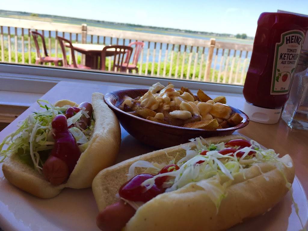 Restaurant Au Gueuleton | restaurant | 4320 QC-132, Contrecoeur, QC J0L 1C0, Canada | 4505875686 OR +1 450-587-5686