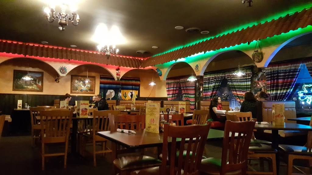 La Fiesta | restaurant | 1610 Central Ave, Albany, NY 12205, USA | 5184823940 OR +1 518-482-3940