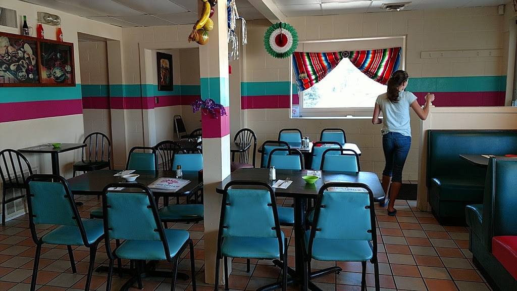 Taco Fiesta | restaurant | 11972 E Lakewood Blvd, Holland, MI 49424, USA | 6163930161 OR +1 616-393-0161