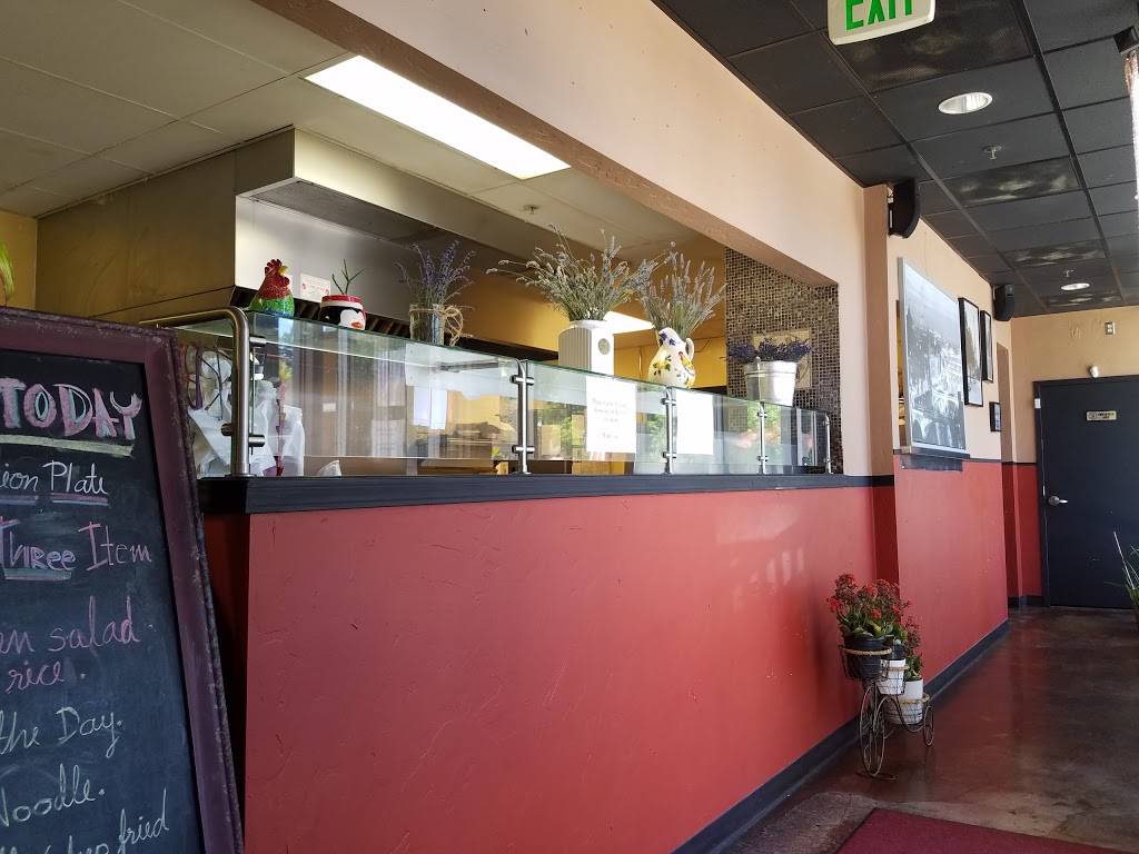 Thai River | restaurant | 35 E Washington St a, Petaluma, CA 94952, USA | 7075595361 OR +1 707-559-5361