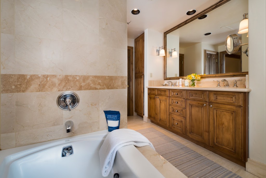 Gravity Haus Vail | restaurant | 352 E Meadow Dr, Vail, CO 81657, USA | 9704760700 OR +1 970-476-0700