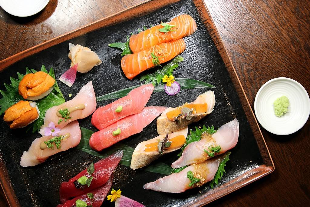 Naoki Sushi | restaurant | 2300 N Lincoln Park W Suite N, Chicago, IL 60614, USA | 7738680002 OR +1 773-868-0002