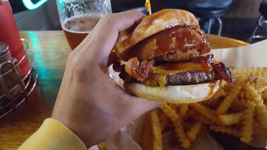 Salty Dawg Tavern | restaurant | 1214 N Parker St, Orange, CA 92867, USA | 7145329977 OR +1 714-532-9977