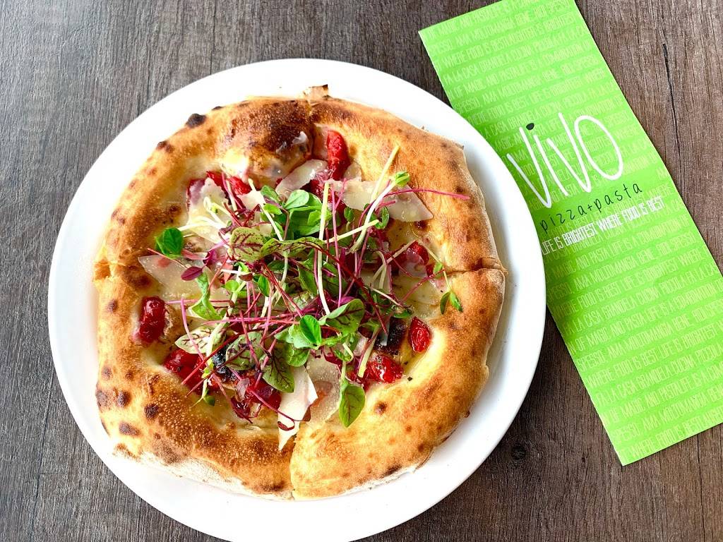 Vivo Pizza+Pasta | restaurant | 17285 Leslie St, Newmarket, ON L3Y 0A4, Canada | 9058958486 OR +1 905-895-8486