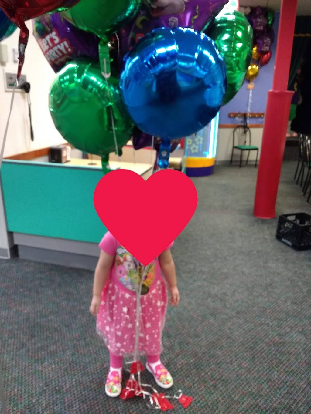 Chuck E. Cheese | restaurant | 438 Grand Canyon Dr, Madison, WI 53719, USA | 6088292000 OR +1 608-829-2000