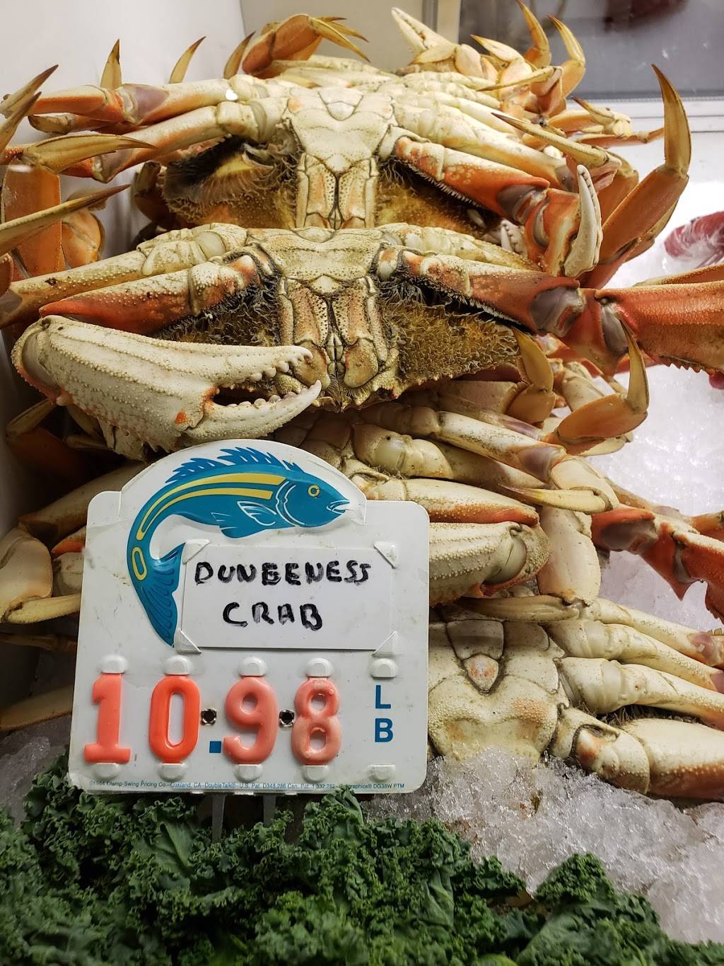 Fins Market & Grill | restaurant | 8680 Sierra College Blvd #195, Roseville, CA 95661, USA | 9167835200 OR +1 916-783-5200