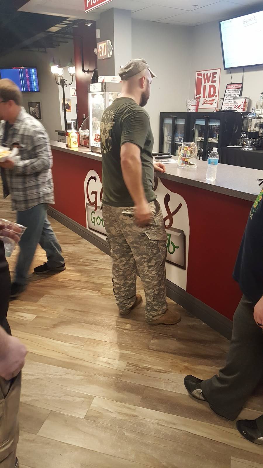 18 North Central | restaurant | 18 N Central Dr, OFallon, MO 63366, USA | 6362401800 OR +1 636-240-1800